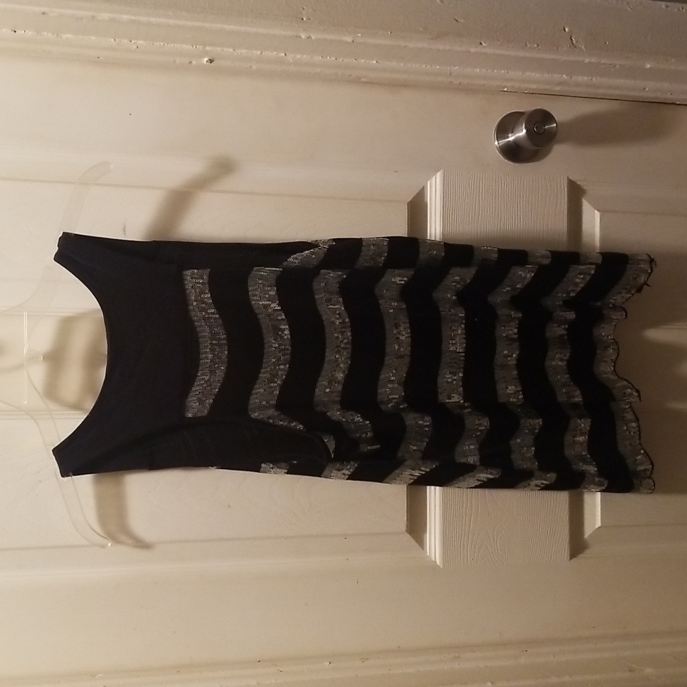 XXI Tank Top - Picture 3 of 3